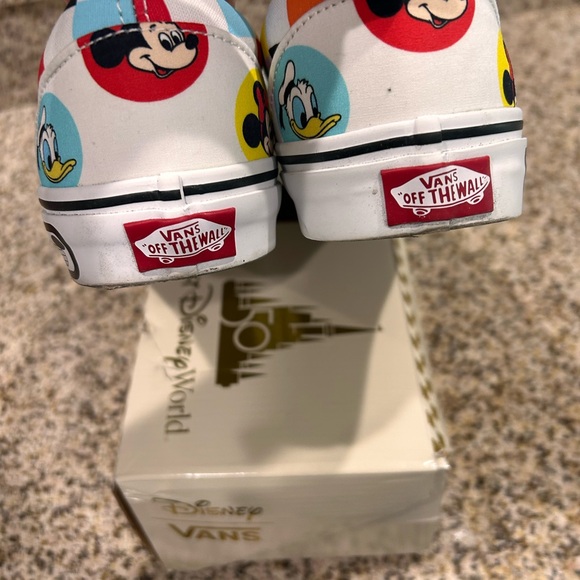 Vans x Disney collaboration Slip-On Sneakers - special limited release worn 1x - Picture 10 of 13